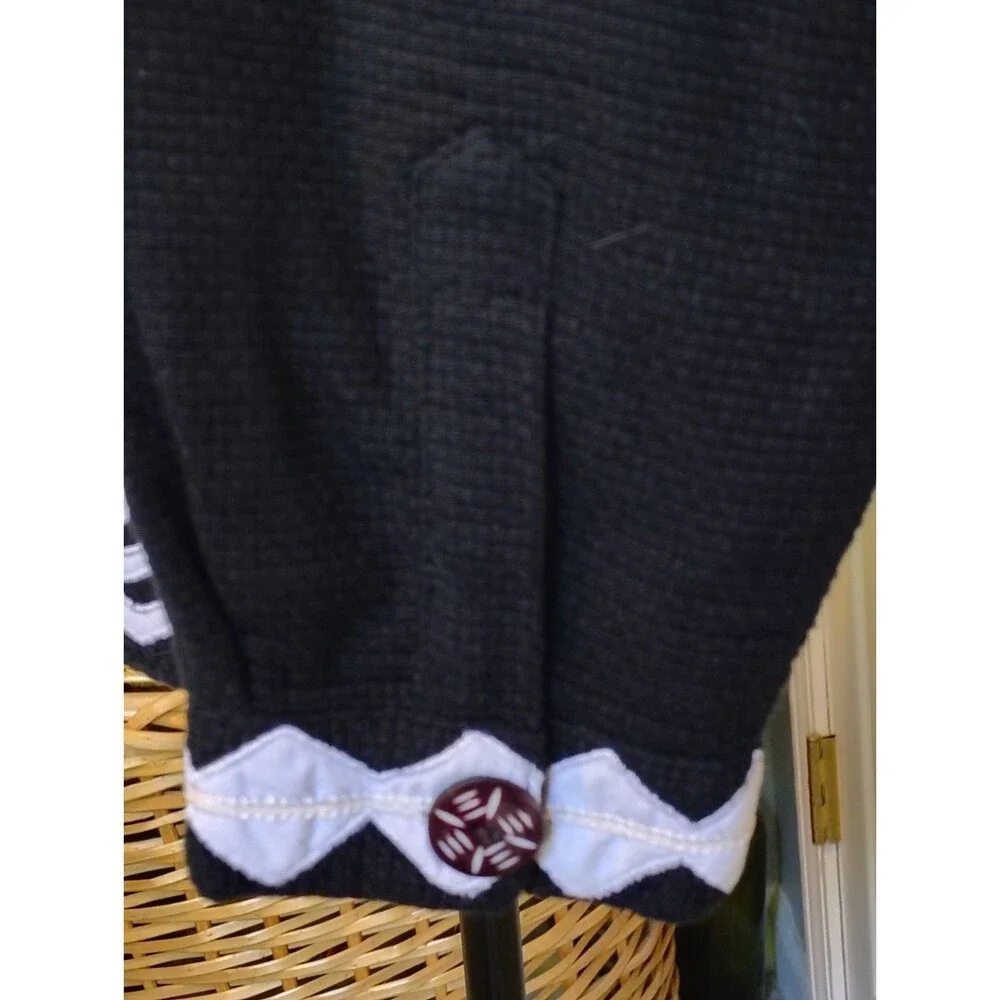 New Direction Vintage Black & White Applique Geometric Waffle Knit Cardigan...